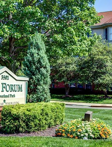 The Forum At Overland Park - community